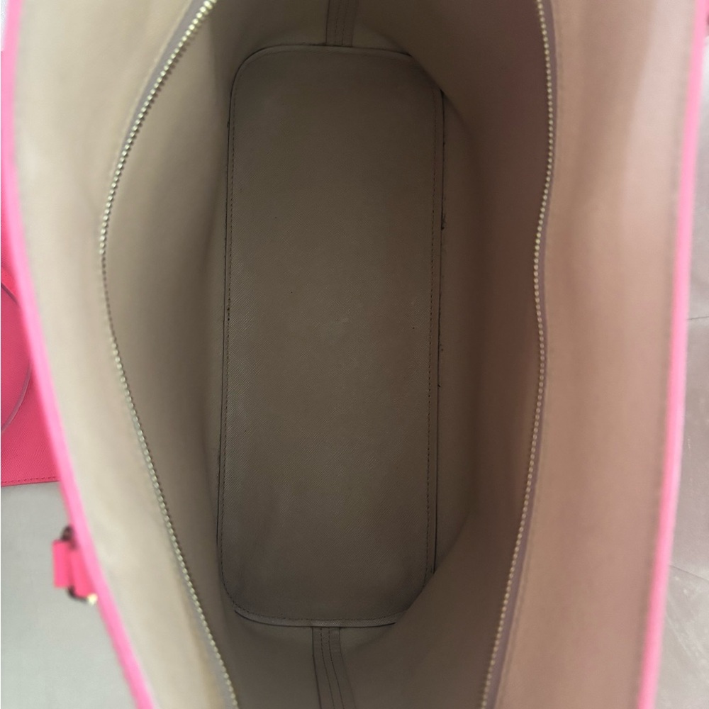 MCM Pink Tote Bag - Picture 4 of 10